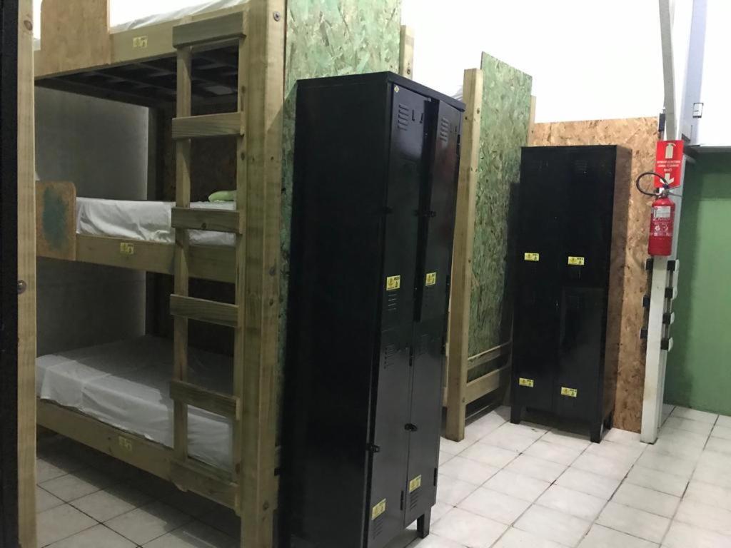 Hostel Banana House Бомбіняс Екстер'єр фото